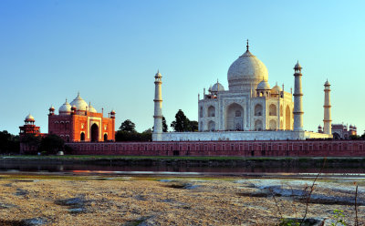 Taj Mahal Complex at Sunset