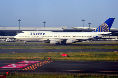 United B-747/400, N116UA