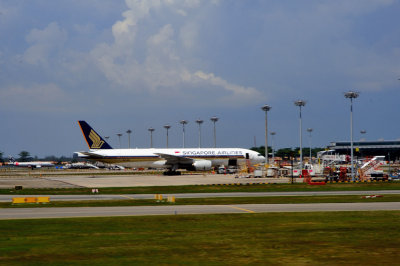 Landing In Singapore With SIA B-777/200, 9V-SRJ In Repairs
