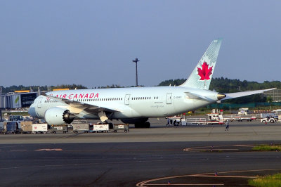 AC B-787/800, C-GHPT