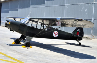  Piper L-21B Super Cub 