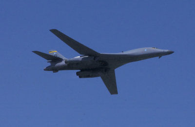 B1 Overflying