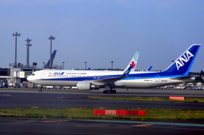 ANA's B-767/300, JA626A