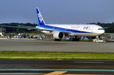 ANA's B-777/200, JA780A, Towed