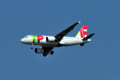 TAP A319, CS-TTD on Approach