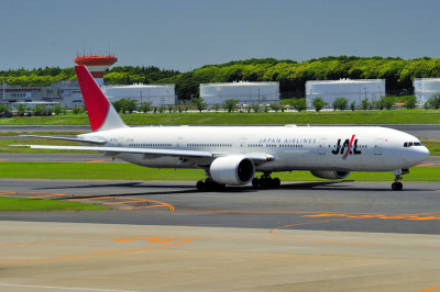 JAL's B-777/300, JA741J, Taxi To TO