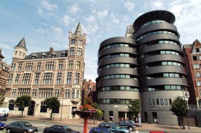 Traditional And Contemporary Architecture
