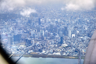 Osaka Before Entering The Thick Clouds