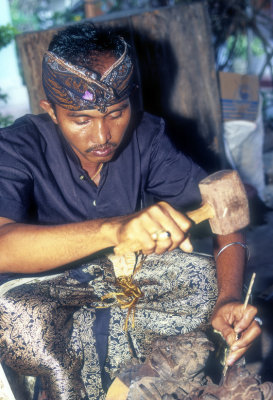 Traditional Wood Carver