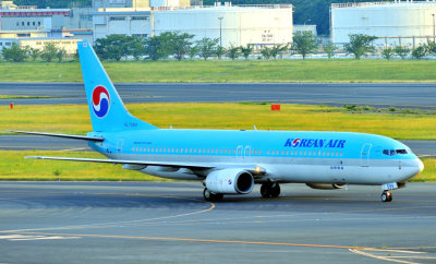 Korean B-737/900, HL7599