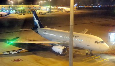Silkair A319, 9V-SBF Departing