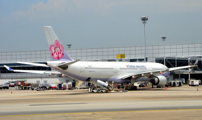 China Airlines A330-300, B-18360