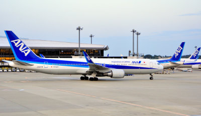 ANA's B-767/300WL JA627A