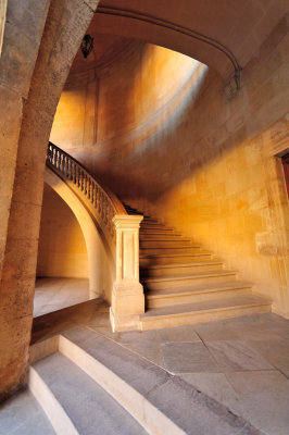 Maneristic Stairways