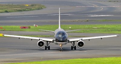 Starflyer A320, JA09MC Frontal 