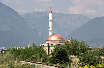 Mosque near the Western border