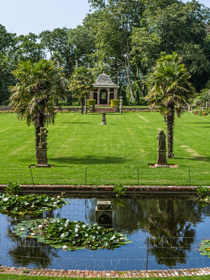 Tapeley Park