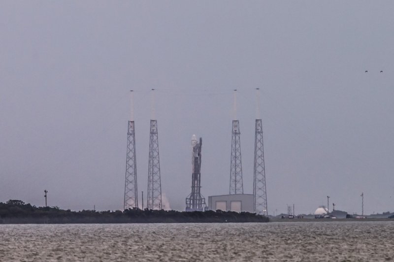 Dragon CSR3 (Falcon 9)