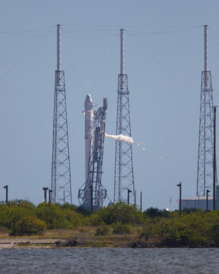 Dragon CRS7 (Falcon 9)