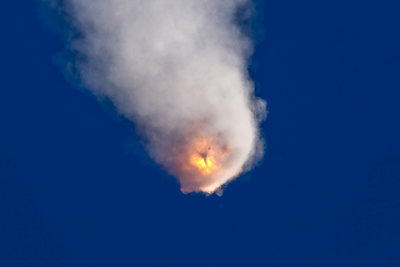 Dragon CRS7 (Falcon 9)