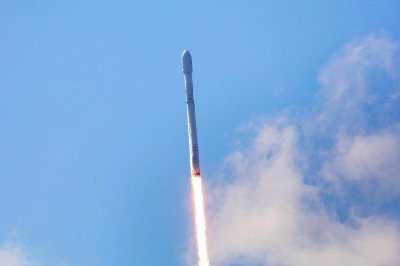 Eutelsat 117 West B & ABS 2A (Falcon 9)