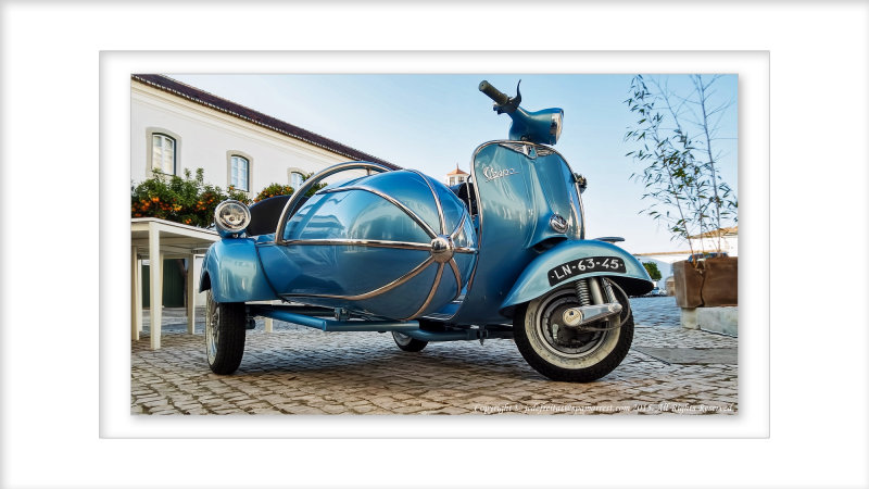 2015 - Vespa Sidecar - Faro, Algarve - Portugal