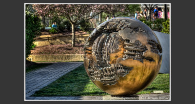 2013 - Hirshhorn Museum of  Modern Art Sculpture Garden - Washington DC, USA