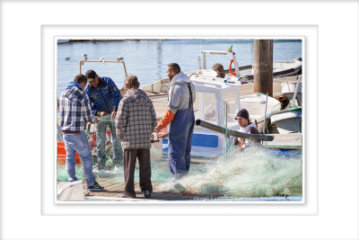 2014 - Getting the nets ready - Olhão, Algarve - Portugal