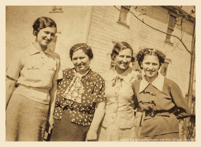 Nona Barichello and the Girls - (Fort William) Thunder Bay, Ontario - Canada