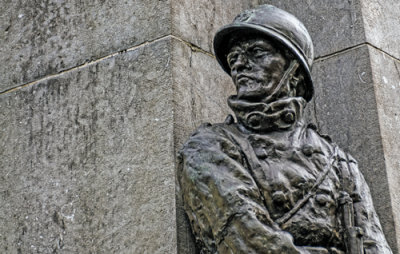 Dtail du monument aux morts