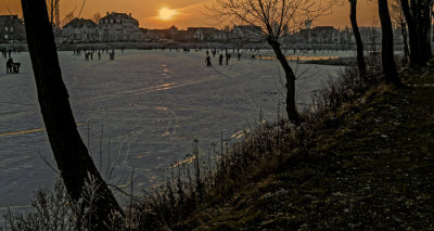 Les patineurs II