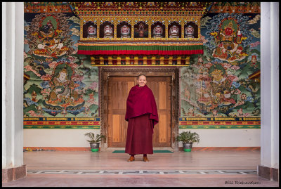 Buddhist convent entrance.jpg