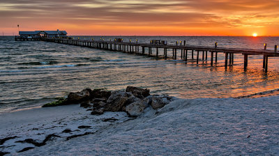 D51_1055_53_PierInSunrise.jpg