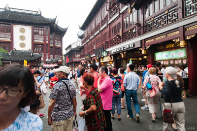 street scene2web.jpg