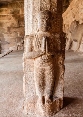 Varaha cave temple stone columnweb.jpg