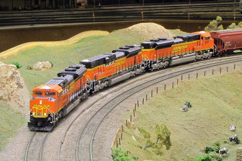 The A-B-A set rounding a big horseshoe curve.