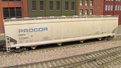 UNPX 123894 - Walthers 6250 Cu. Ft. Plastic Pellet Hopper