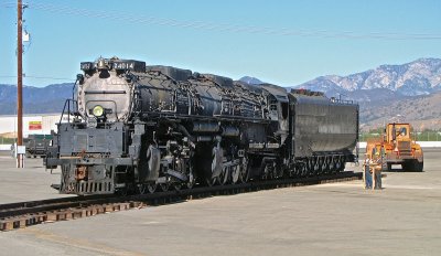 UP 4014 Big Boy on Temporary panel track at the LA Fairplex in Pomona, CA (11/14/13)