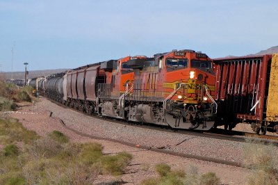 BNSF 5414 East (H-BARLIN1-05A) back at Klinefelter. (2/5/15)