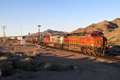 Exotic headend power for the Barstow, CA to Teague, TX manifest. (2/5/15)