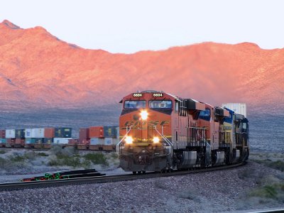 An additional pair of CSX DASH-8 motors tucked in behind for the ride. (2/5/15)
