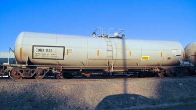 CONX Tank Cars (29 photos)