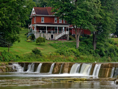 Weir on the Thames River