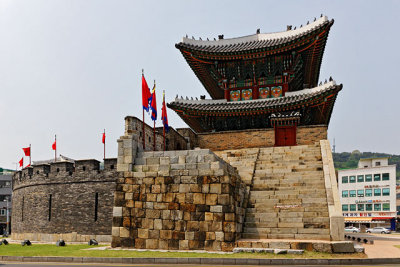 Paldalmun Gate, Hwaseong Fortress