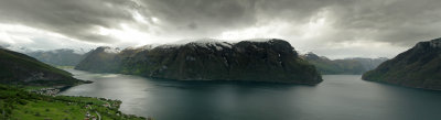 Aurlandsfjord 3.jpg