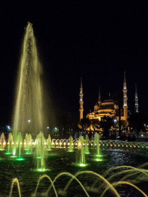 Fountain in front of Blue Mosque at night