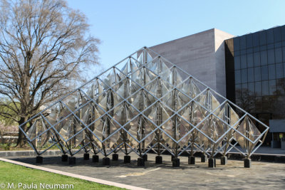 Outside Air and Space museum