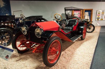 The Stutz Bearcat is possibly the best-known American sports car