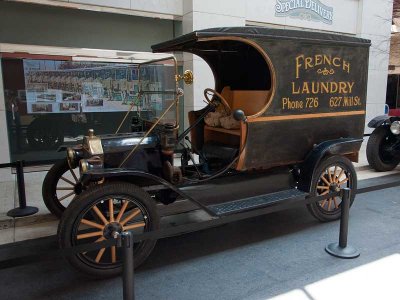 1912 Ford Model T Delivery French Laundry Truck