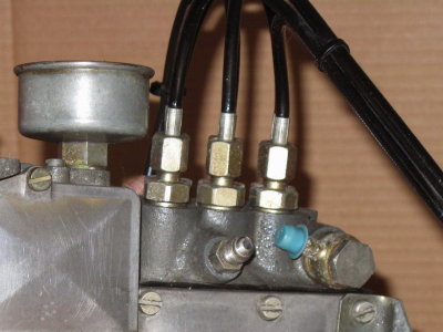 911 RSR BOSCH MFI Fuel Pump OEM - Photo 04.jpg